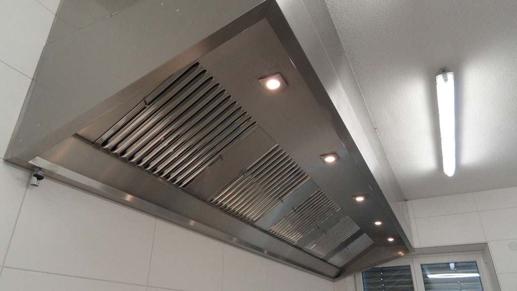 Küchenlüftungshauben aus Edelstahl in Steyr-Land und Linz-Land - Pecile