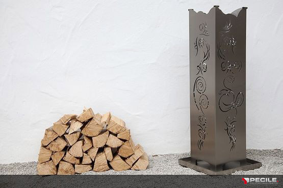 Feuersäule aus Edelstahl